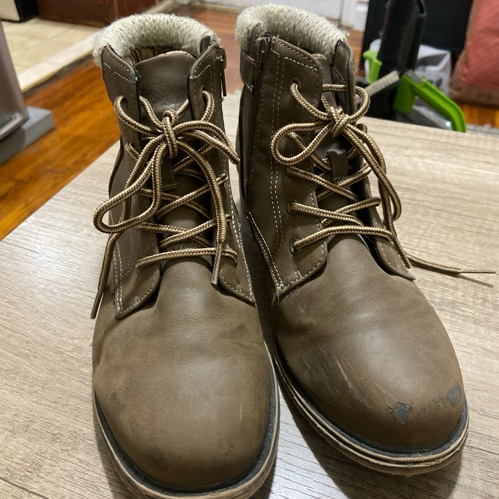 Sporto Ankle Boots (Size 9)